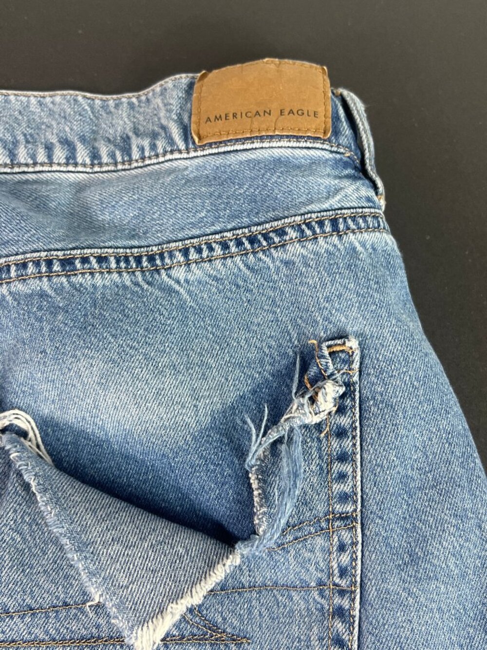 American Eagle Jeans Women's 28x27* Baggy Skater Blue Distressed Denim Tag 4S - Picture 2 of 16